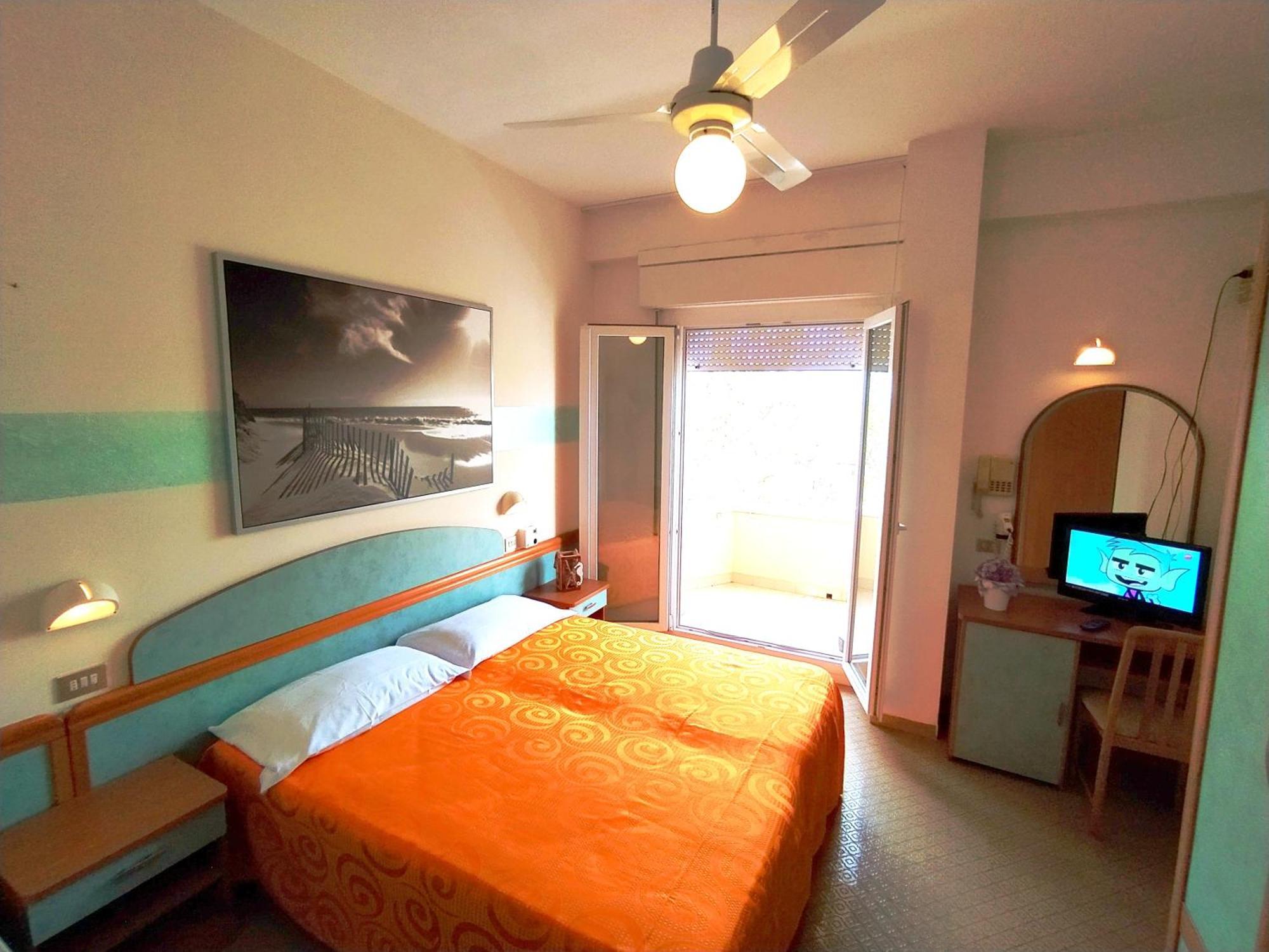 Hotel Milord Cesenatico Luaran gambar