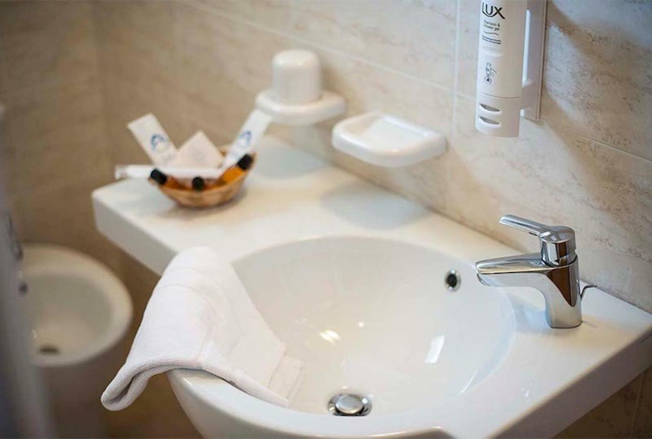 Hotel Milord Cesenatico Luaran gambar